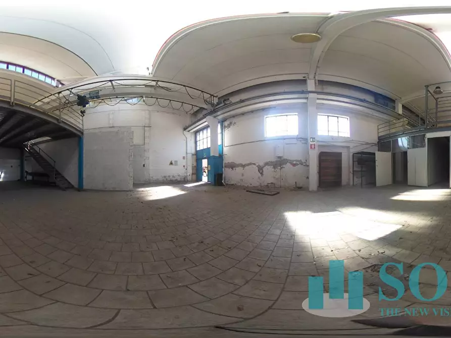 Immagine 39 di Capannone industriale in vendita  a Legnano