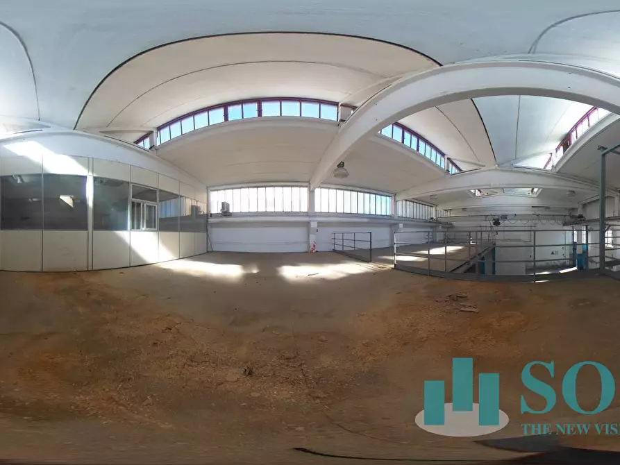 Immagine 40 di Capannone industriale in vendita  a Legnano