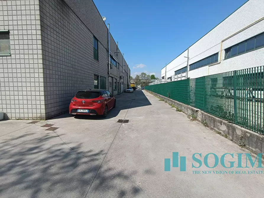 Immagine 5 di Magazzino in affitto  in Via della Cerca 17 a Solbiate Con Cagno