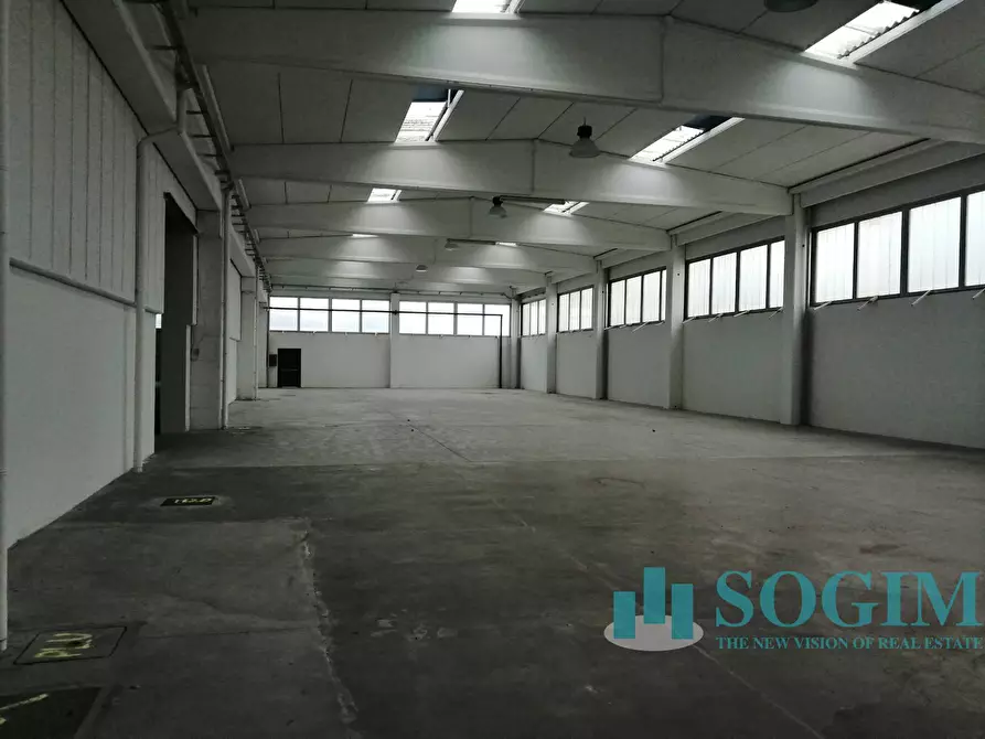 Immagine 2 di Capannone industriale in vendita  in Via Milani 5 a Arconate