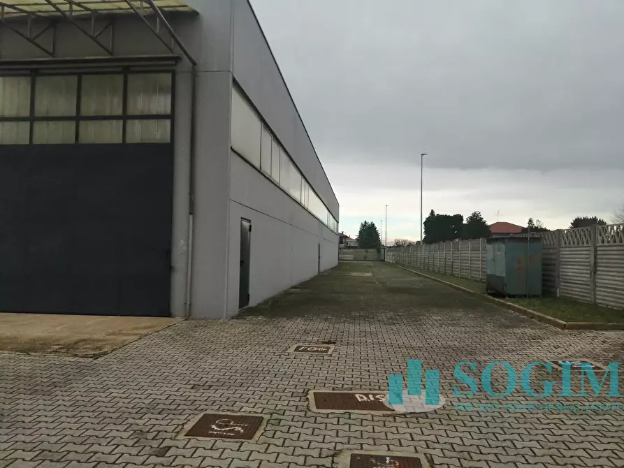 Immagine 12 di Capannone industriale in vendita  in Via Milani 5 a Arconate