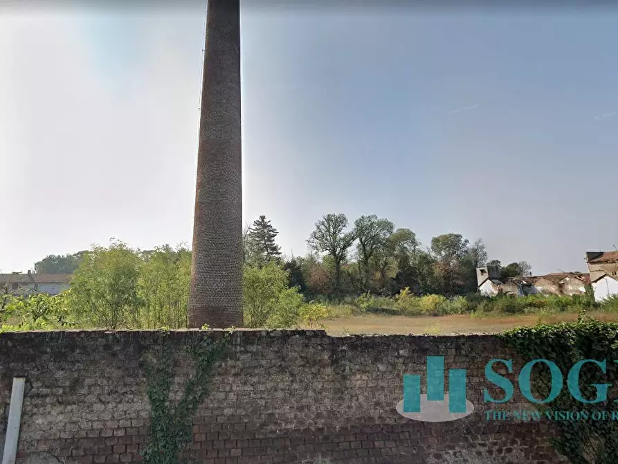 Immagine 5 di Locale commerciale in vendita  in via arno snc a Lonate Pozzolo