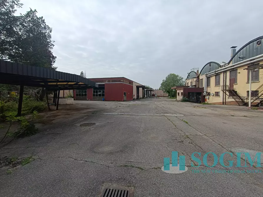 Immagine 20 di Terreno residenziale in vendita  in Via Vittorio Emanuele 7 a Olgiate Comasco