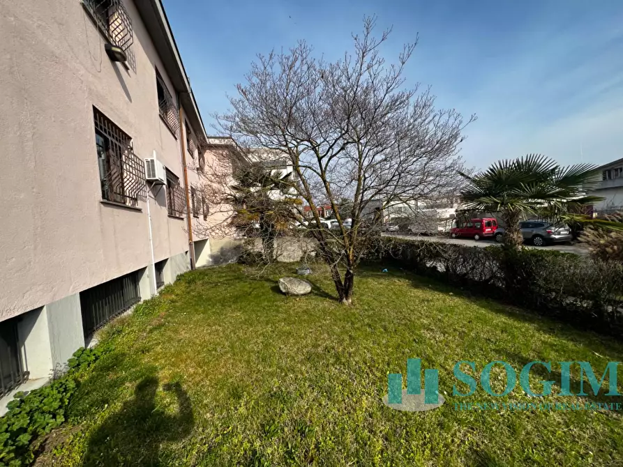 Immagine 23 di Ufficio in affitto  in Via Canturino 22 a Vertemate Con Minoprio