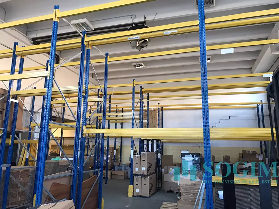Immagine 4 di Capannone industriale in vendita  in via Brughetti 9/h a Bovisio-Masciago