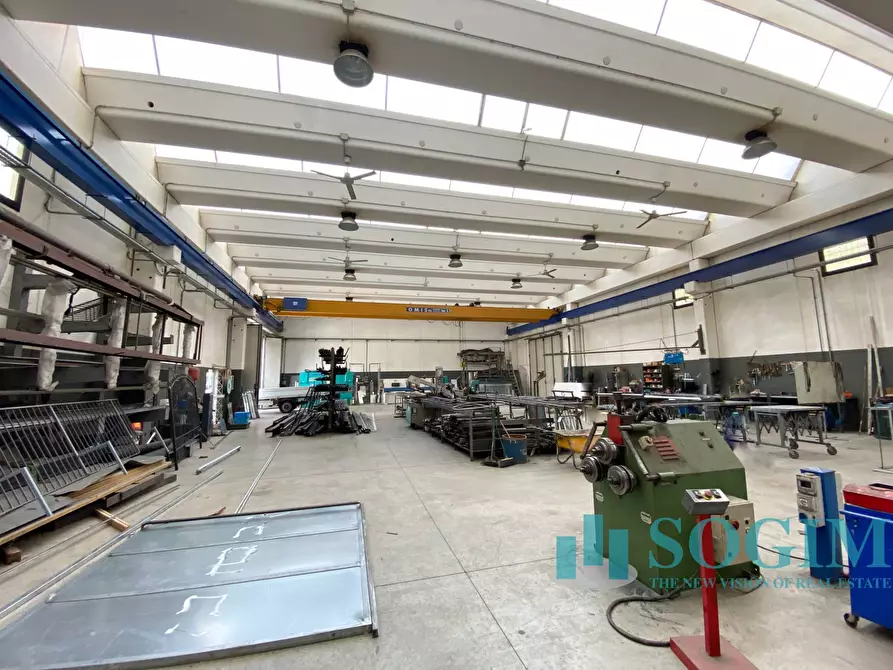 Immagine 4 di Capannone industriale in vendita  in via della pacciarna a Gorla Maggiore