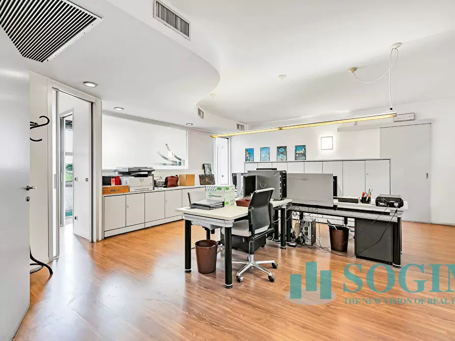 Immagine 3 di Capannone industriale in vendita  in Via strada di mezzo 12 a Cirimido