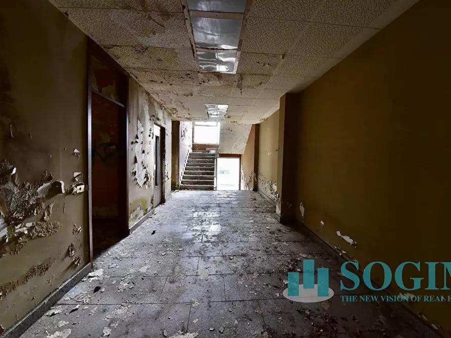 Immagine 11 di Palazzo in vendita  in Via Cesare Battisti 54 a Albiate