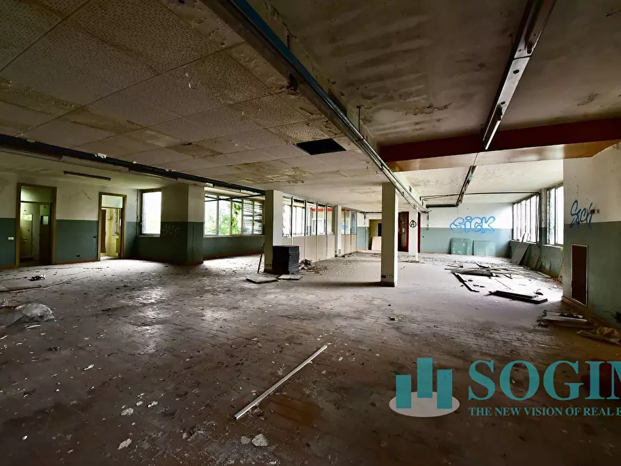 Immagine 12 di Palazzo in vendita  in Via Cesare Battisti 54 a Albiate