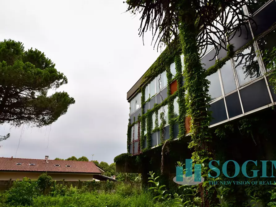 Immagine 5 di Palazzo in vendita  in Via Cesare Battisti 54 a Albiate