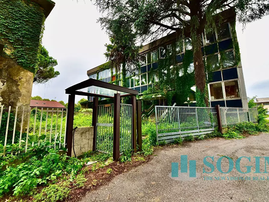 Immagine 6 di Palazzo in vendita  in Via Cesare Battisti 54 a Albiate