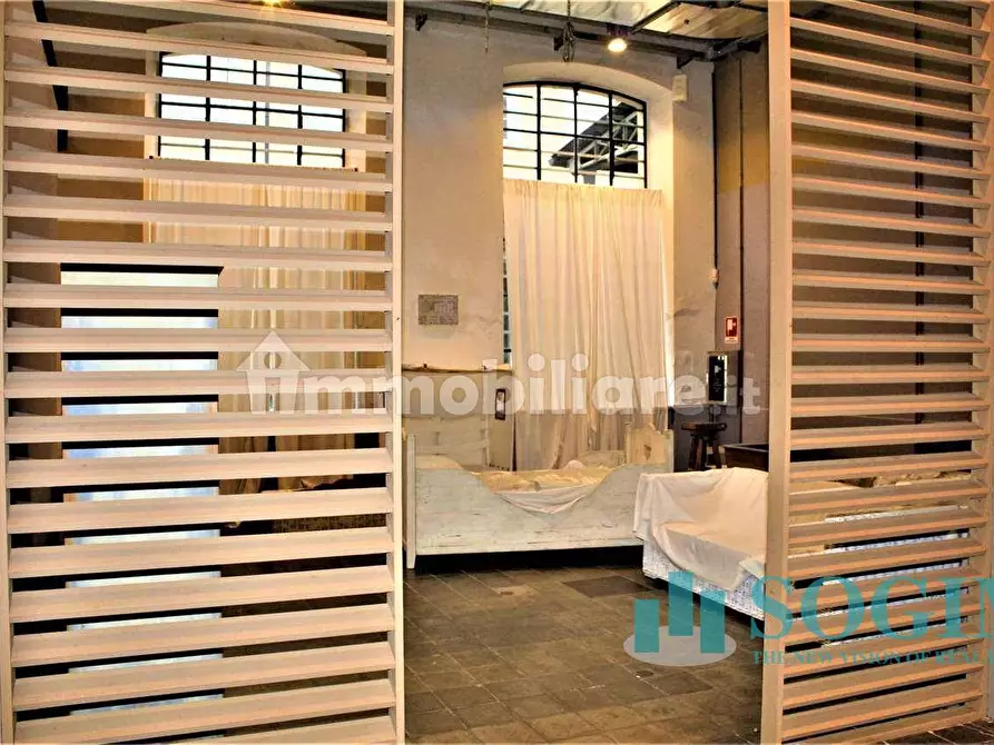 Immagine 11 di Locale commerciale in vendita  in via pegoraro a Gallarate