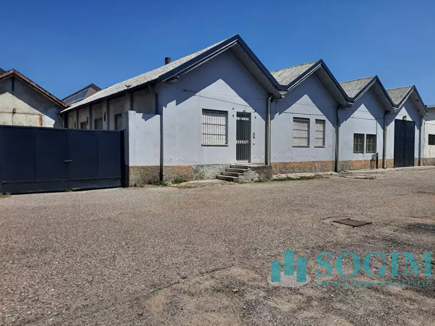 Immagine 2 di Capannone industriale in vendita  in via varese 50 a Inveruno