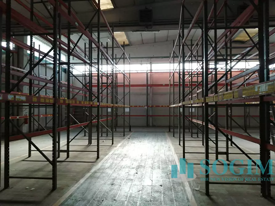 Immagine 4 di Capannone industriale in affitto  in via Antonio Labriola 292 a Rho