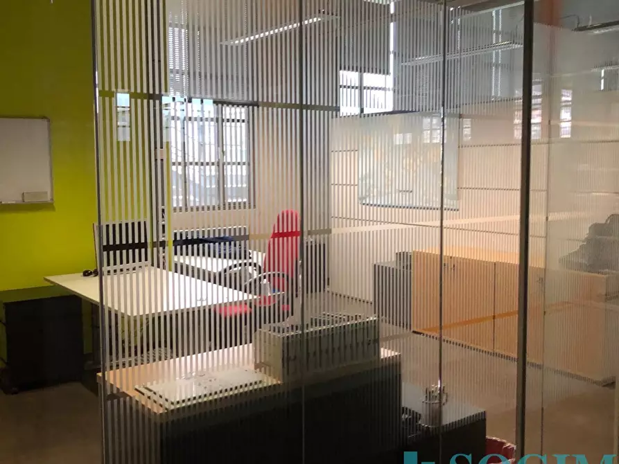 Immagine 11 di Ufficio in affitto  in via silvio pellico a Como