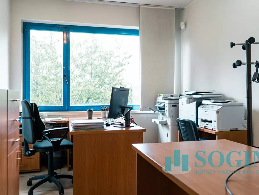 Immagine 9 di Capannone industriale in vendita  in Via Caravaggio a Desio