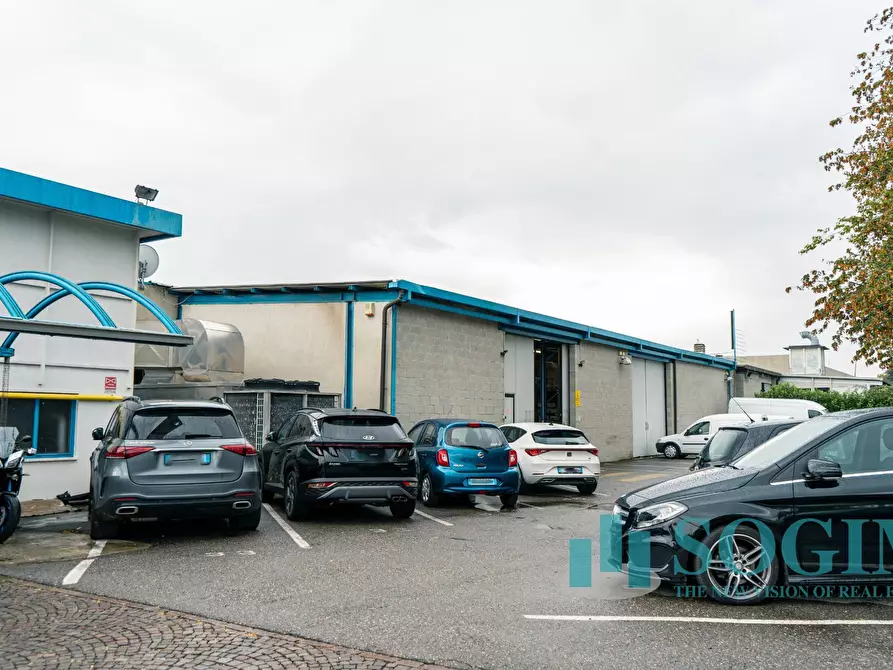 Immagine 38 di Capannone industriale in vendita  in Via Caravaggio a Desio