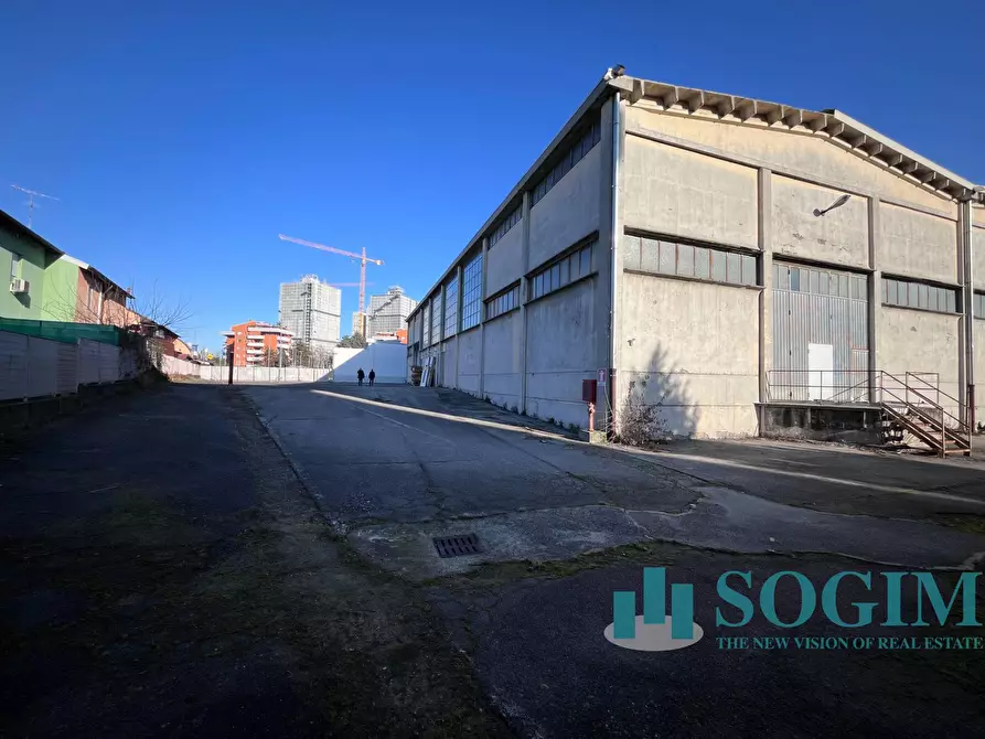 Immagine 7 di Capannone industriale in vendita  a Cesano Boscone