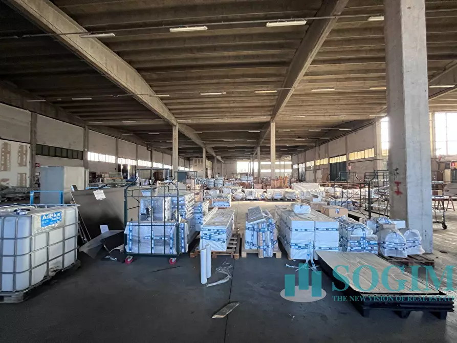 Immagine 24 di Capannone industriale in vendita  a Cesano Boscone