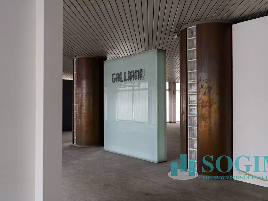 Immagine 16 di Locale commerciale in vendita  in via carducci 104 a Lissone