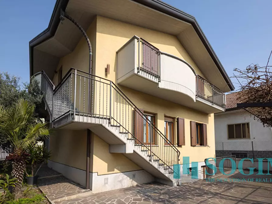 Immagine 1 di Casa semindipendente in vendita  in Via San Marco 20 a Cesano Maderno