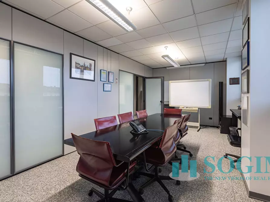 Immagine 32 di Ufficio in vendita  in via Cernuschi 6 a Monza