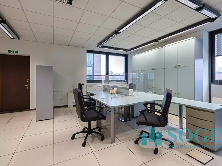 Immagine 42 di Ufficio in vendita  in via Cernuschi 6 a Monza