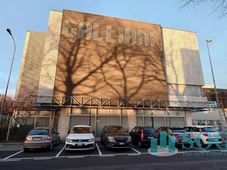 Immagine 6 di Locale commerciale in vendita  in via carducci 104 a Lissone