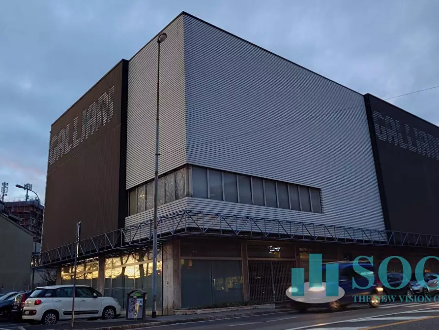 Immagine 11 di Locale commerciale in vendita  in via carducci 104 a Lissone