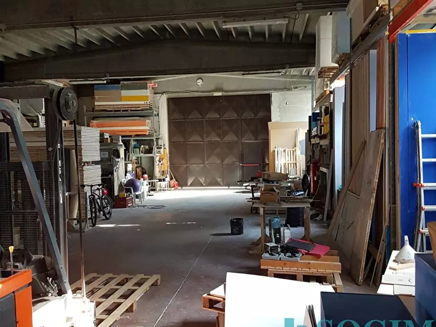 Immagine 9 di Capannone industriale in vendita  a Opera