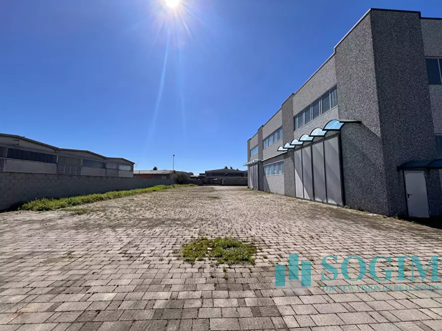 Immagine 6 di Locale commerciale in vendita  in via Milano a Cerano