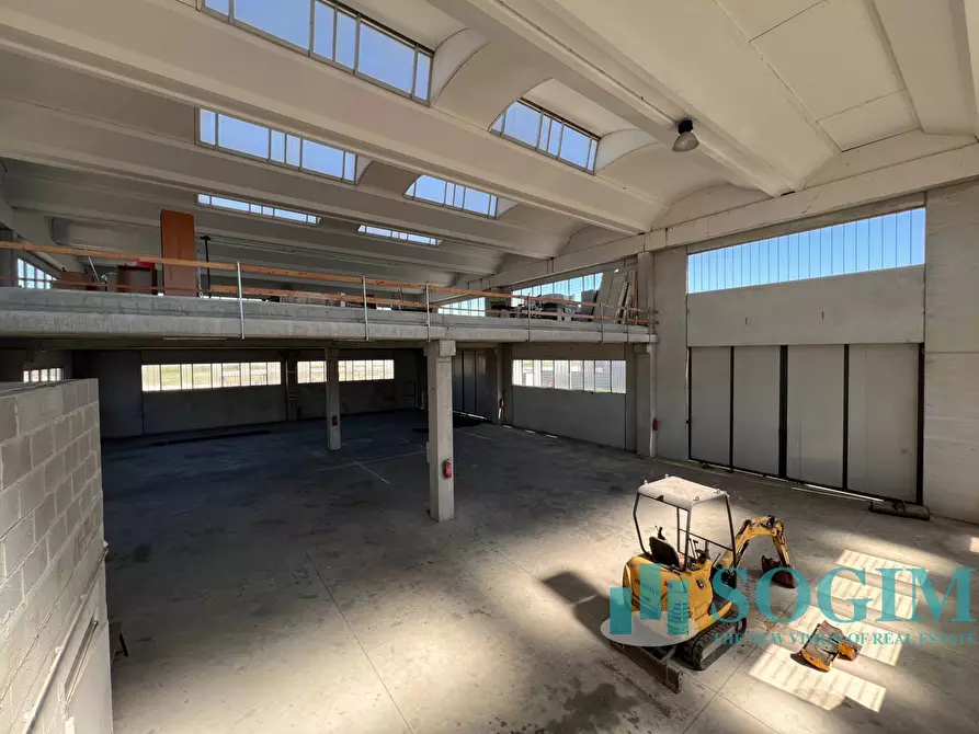 Immagine 16 di Locale commerciale in vendita  in via Milano a Cerano