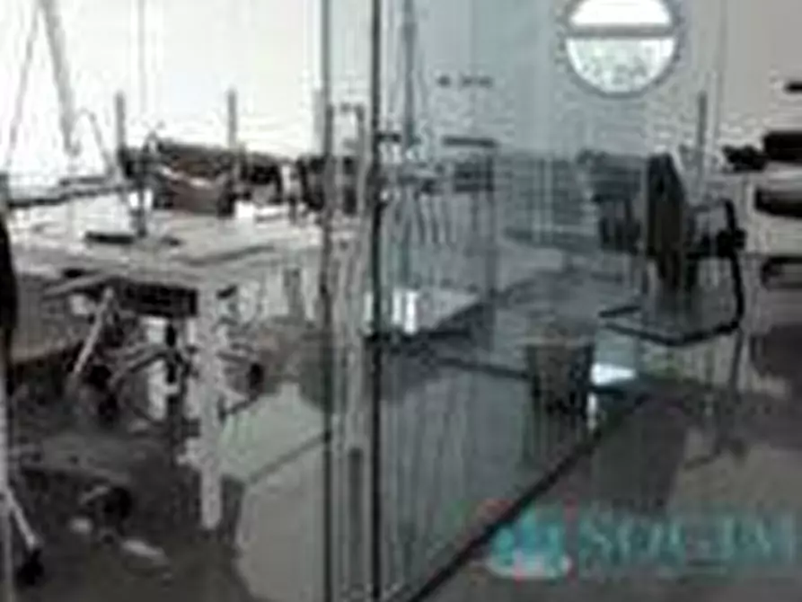 Immagine 3 di Ufficio in vendita  a Rozzano