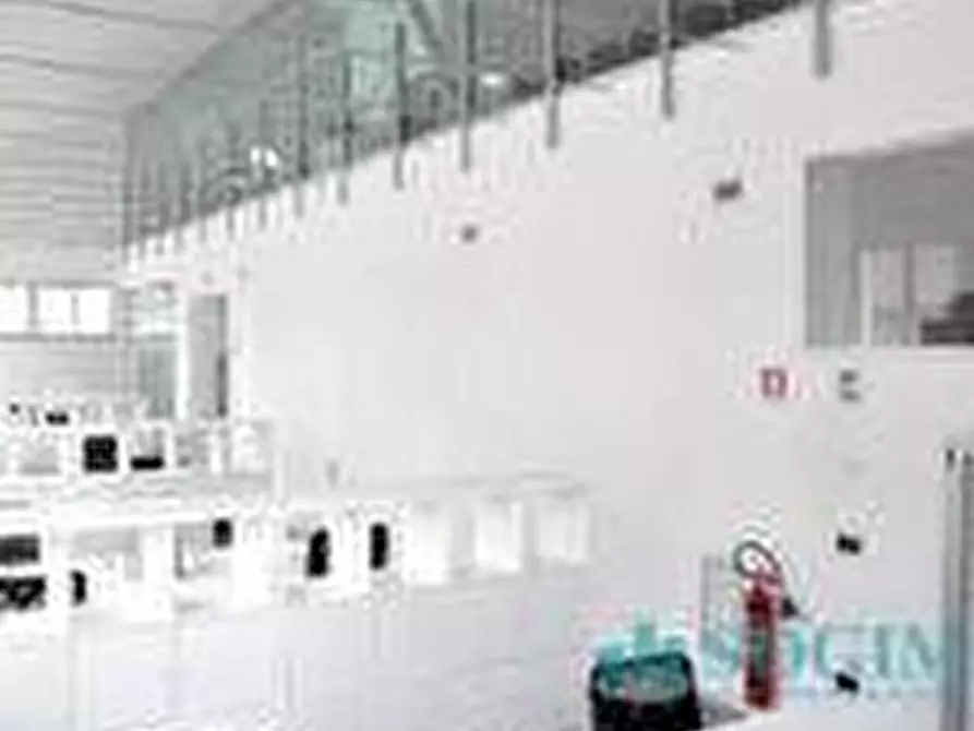 Immagine 4 di Ufficio in vendita  a Rozzano