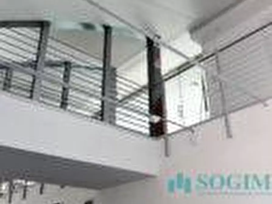 Immagine 8 di Ufficio in vendita  a Rozzano