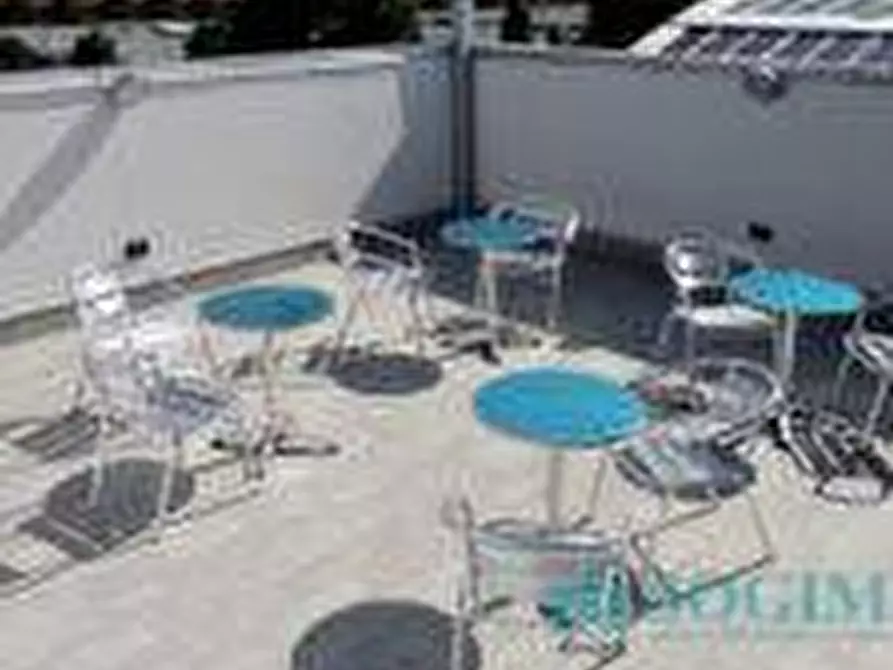 Immagine 12 di Ufficio in vendita  a Rozzano