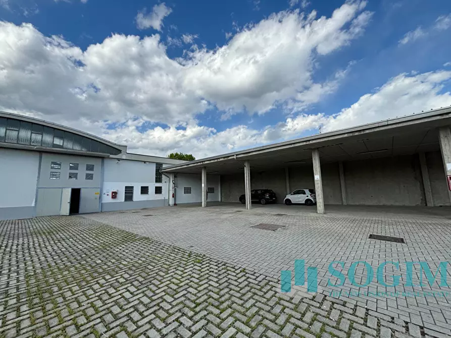 Immagine 31 di Capannone industriale in vendita  in via giovanni XXIII 102 a Cardano Al Campo