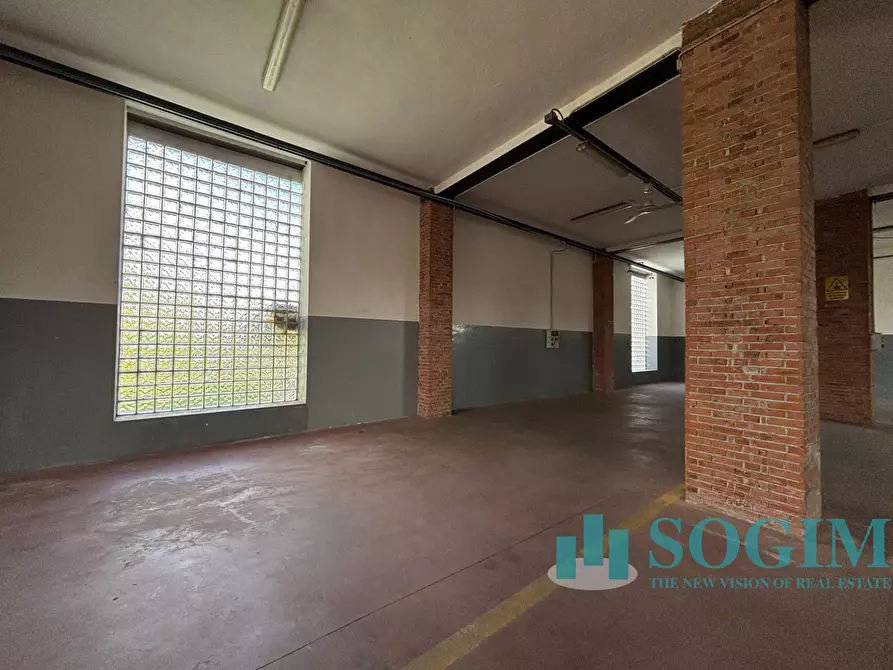 Immagine 17 di Capannone industriale in vendita  in via giovanni XXIII 102 a Cardano Al Campo