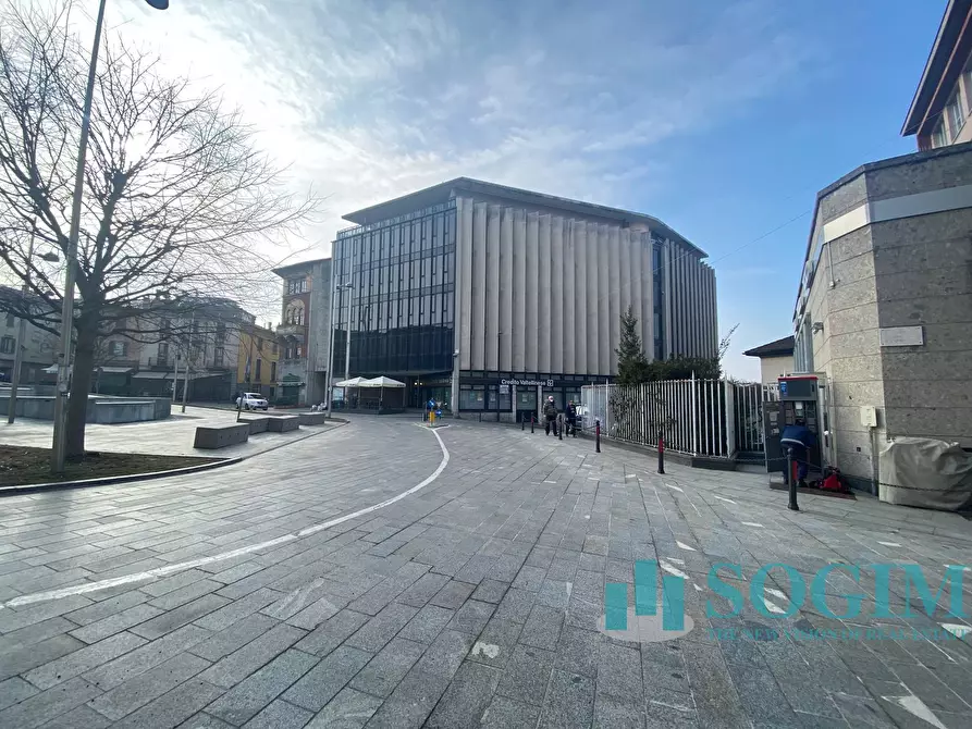 Immagine 5 di Ufficio in affitto  in Via Giacomo Matteotti a Cantù