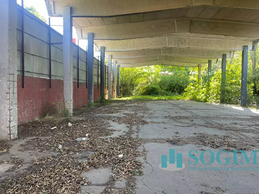Immagine 6 di Capannone industriale in vendita  a Milano