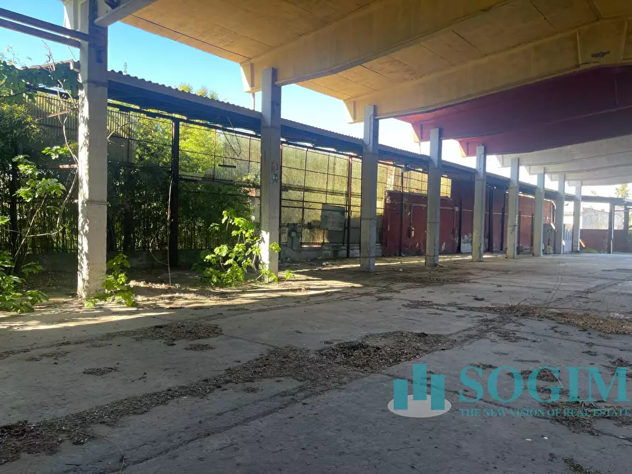 Immagine 9 di Capannone industriale in vendita  a Milano
