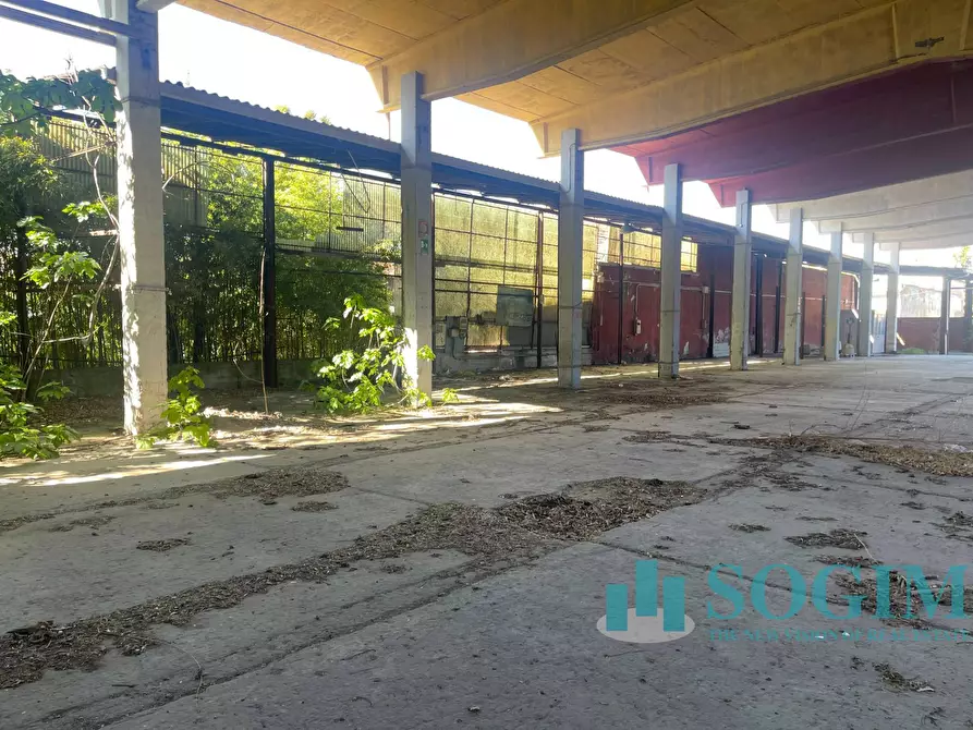 Immagine 10 di Capannone industriale in vendita  a Milano