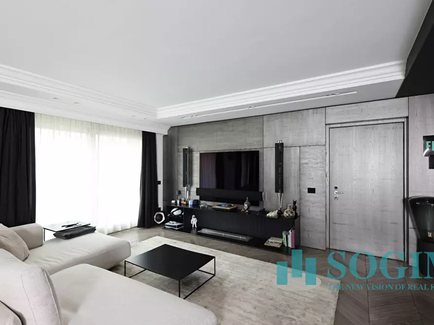 Immagine 11 di Appartamento in vendita  in via Volta 40 a Monza