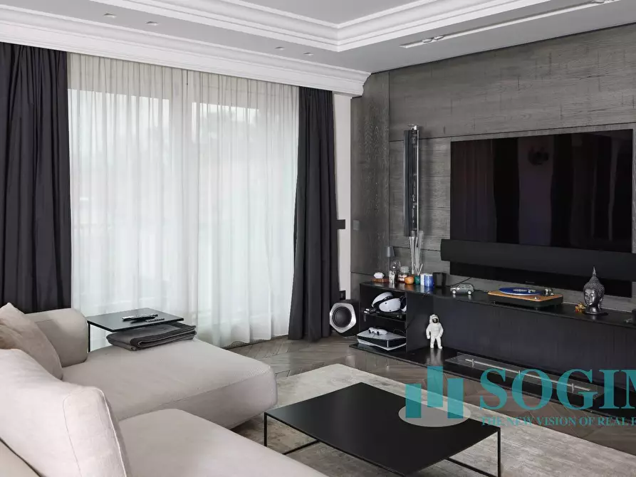 Immagine 12 di Appartamento in vendita  in via Volta 40 a Monza