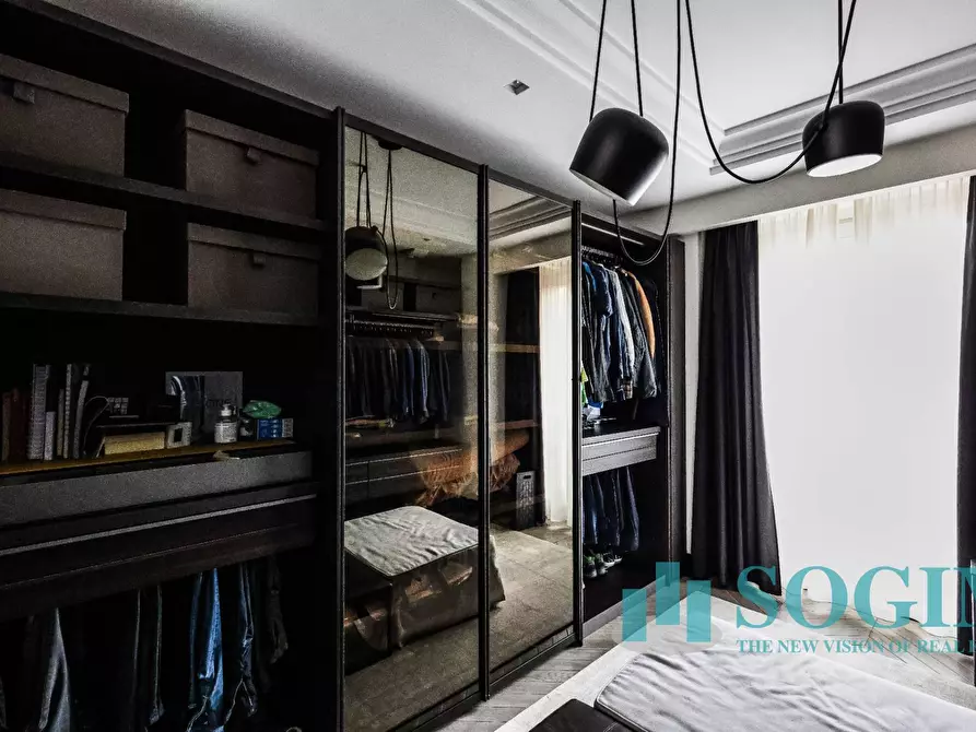 Immagine 39 di Appartamento in vendita  in via Volta 40 a Monza