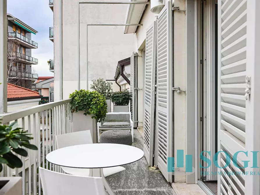 Immagine 41 di Appartamento in vendita  in via Volta 40 a Monza