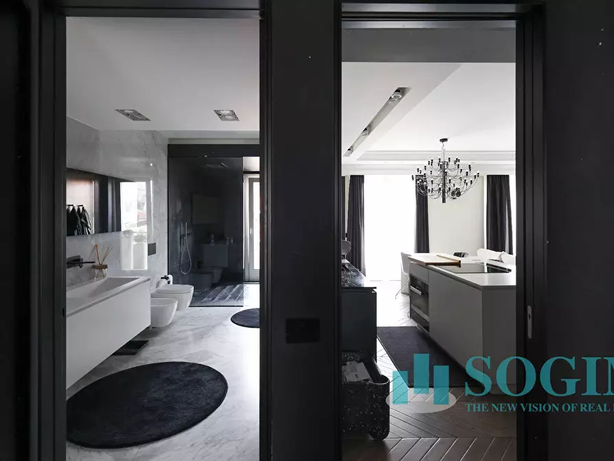 Immagine 53 di Appartamento in vendita  in via Volta 40 a Monza