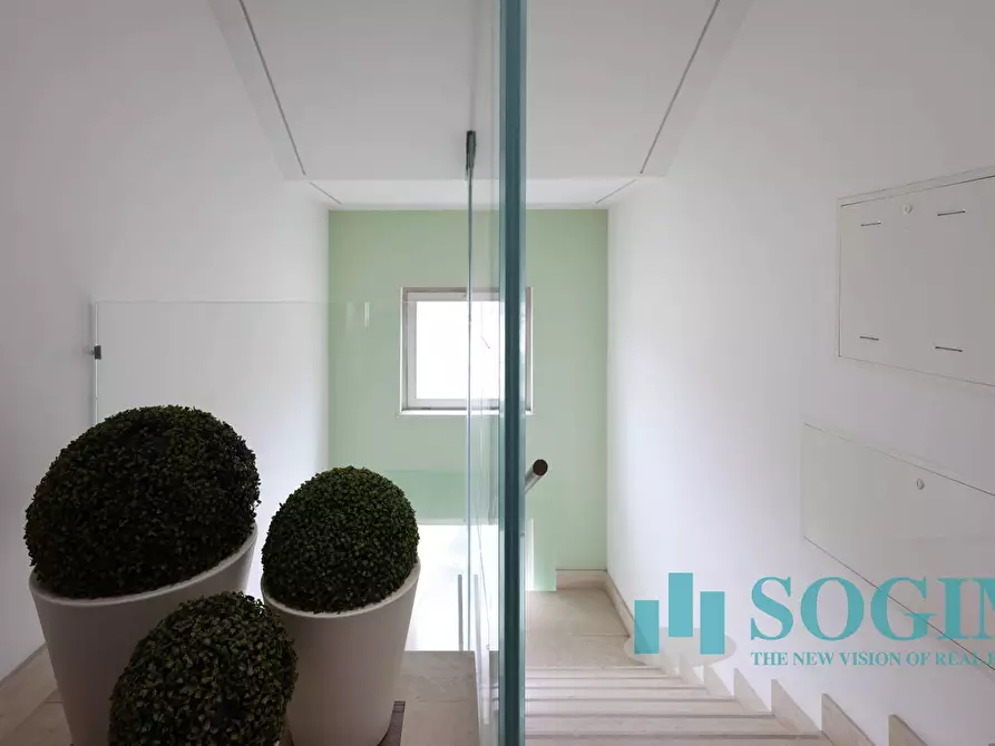 Immagine 58 di Appartamento in vendita  in via Volta 40 a Monza