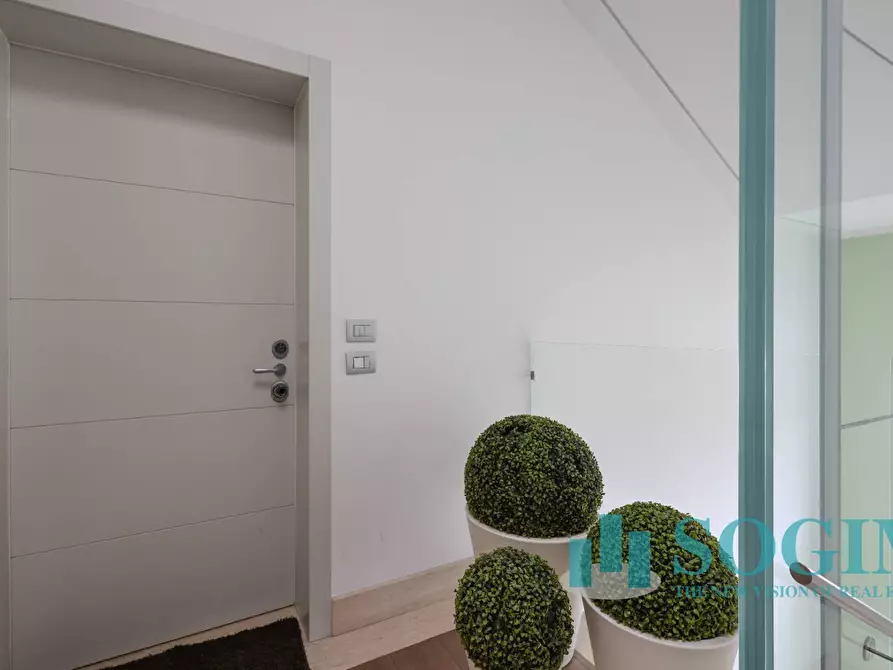 Immagine 59 di Appartamento in vendita  in via Volta 40 a Monza