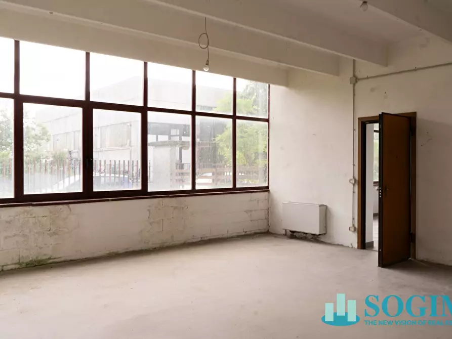 Immagine 4 di Capannone industriale in vendita  in Via Grigne 1 a Olgiate Comasco